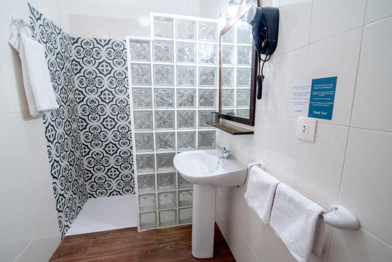 Hostal Andalucia Chipiona Dış mekan fotoğraf