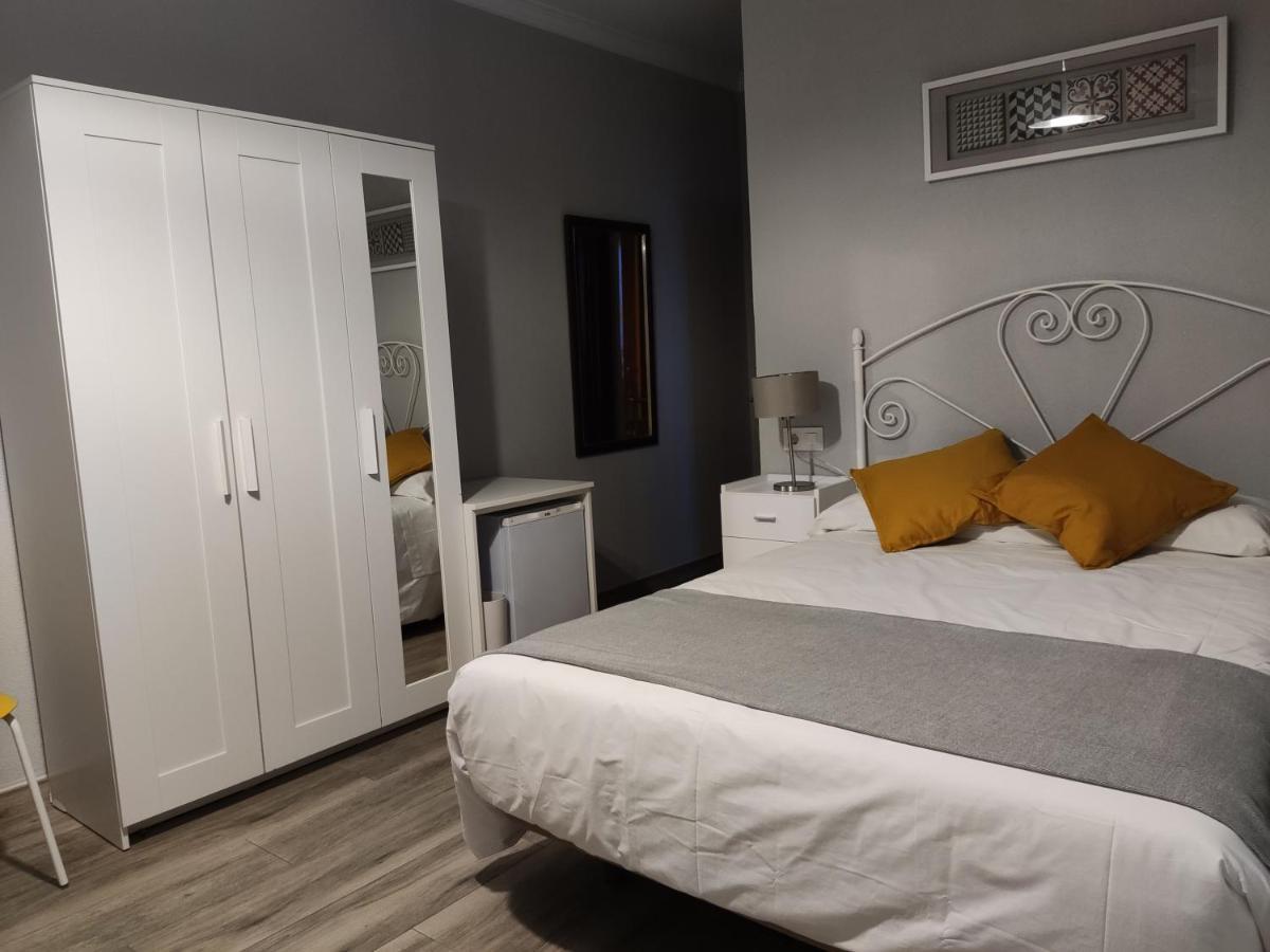 Hostal Andalucia Chipiona Dış mekan fotoğraf